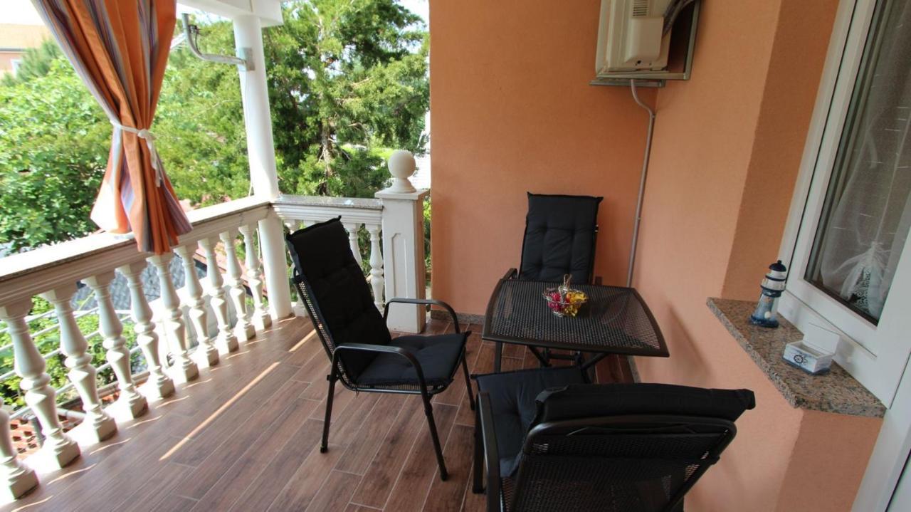 Apartment Kreslin Vantacici Exterior photo